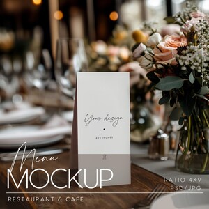 10x23 Menü Mockup - Elegantes Gedeck mit Blumen und Blumen - Perfekt für die Menüs von Café, Restaurant, Event-Speisekarte, PSD, PNG