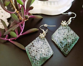 Sea Glass n Lace earrings