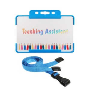 Carta inferiore con pastelli per assistente didattico - Porta badge rigido azzurro e cordino