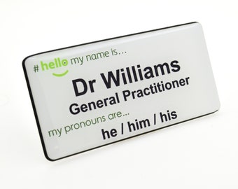 Badge nominatif personnalisé NHS 76 x 38 mm Mes pronoms sont verts