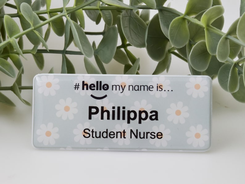 Resin Finish Hello My Name Is Daisy Name Badge Reel Student Nurse Doctor Midwife Hospital NHS Practitioner Nursery school preschool 76x32mm 3