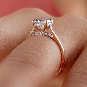 Vintage Hidden Halo Moissanite Ladies Ring| Round Cut Moissanite Engagement Ring| Rose Gold Engagement Ring| Solitaire Diamond Ring For Her
