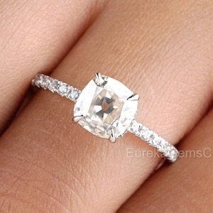 10K Gold Old Mine Cut Diamond Ring, Antique Old Mine Cushion Cut Moissanite Engagement Ring, Vintage Style OMC Wedding Rings for Women