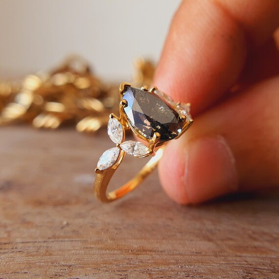 Apto Continente Neuropatía Anillos de compromiso personalizados anillo de diamantes de - Etsy España Apto Continente Neuropatía Anillos de compromiso personalizados anillo de diamantes de - Etsy España