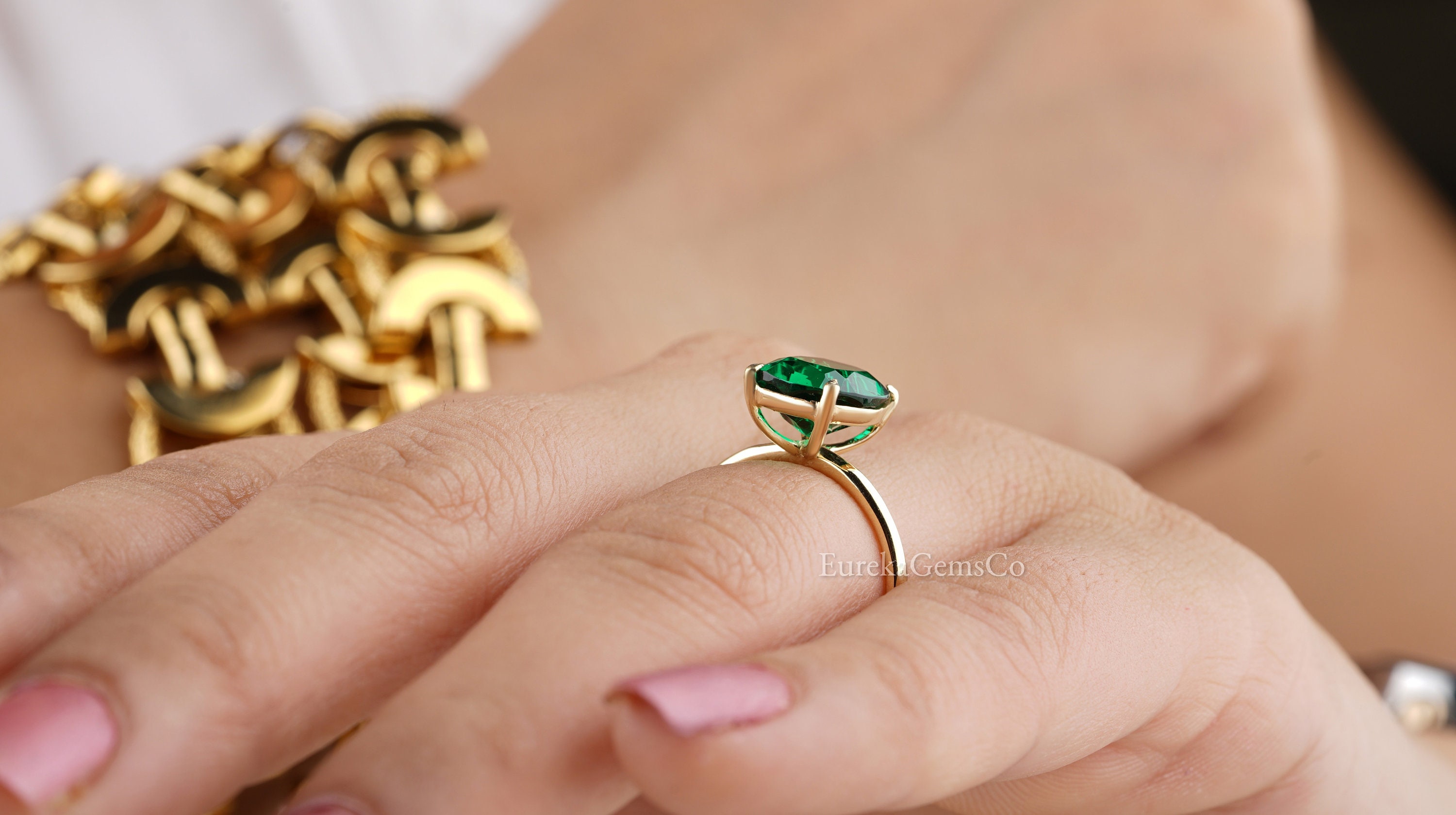Emerald Pinky Ring - Millo Jewelry