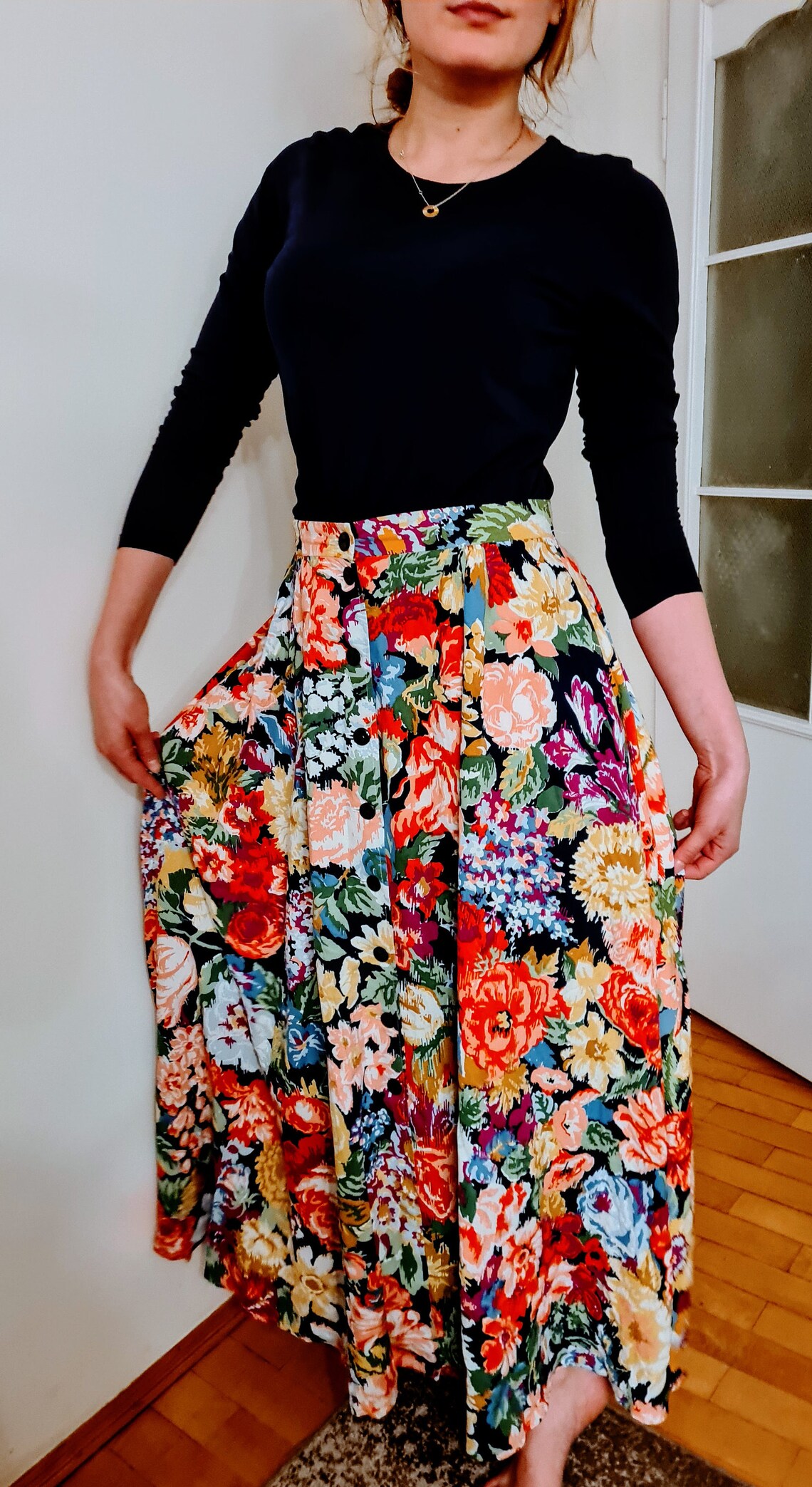 Romantic maxi skirt with pockets | Etsy