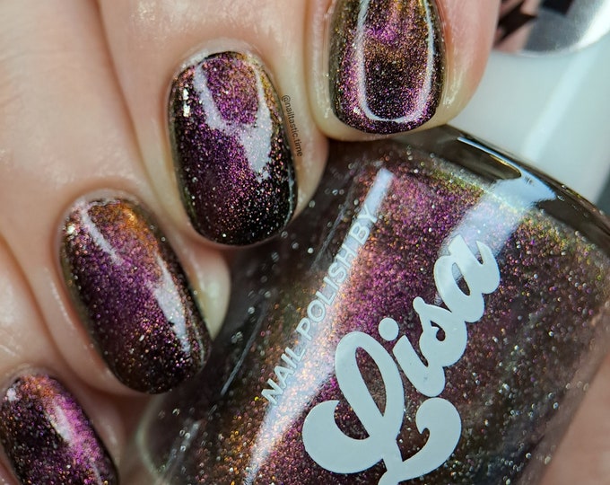 Heart nebula magnetic multichrome Handmade Indie Brand UK Varnish