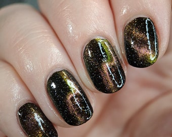 Adromeda - Magnetic Multichrome Handmade Indie Brand UK Varnish