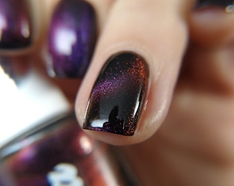 Melodrama polish and lightning bolt magnet combo, magnetic multichrome Handmade Indie Brand UK Varnish