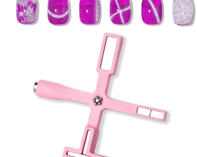 6-in-1 Magnetic Nail Art Wand – Create Stunning Cat-Eye & Pattern Effects