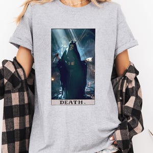Agatha All Along oversized shirt, T-shirt Agatha tarotkaarten, T-shirt Coven of Chaos, Marvel Gift, MCU Lady Death, Aubrey Plaza, Rio Vidal-shirt