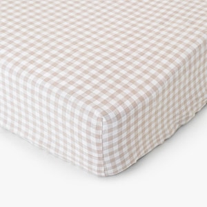 Lençol de berço padrão com elástico, xadrez vichy bege e branco, 100% algodão, para bebê menino ou menina, ideal para chá de bebê, essencial para decoração de quarto de bebê, estilo casa de campo.