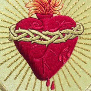 Threads For Jesus Sacred Heart of Jesus, Hand Embroidered, Thread Embroidery - Etsy