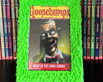 Slime Drip Picture Frame | Goosebumps Meet & Greet Picture Frame | Horror Photo Decor | UV Reactive Frame