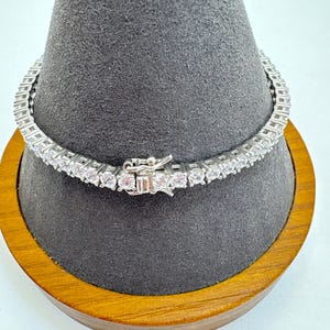 VTG Sterling Silver 925 Cubic Zirconia Tennis Bracelet Size 7.5" Length