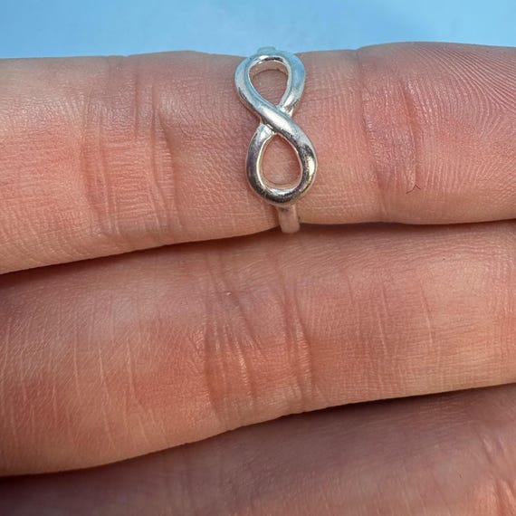 VTG Solid Sterling Silver 925 Infinity Figure of … - image 3