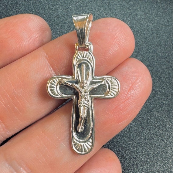 Solid Sterling Silver 925 Crucifix Textured Borde… - image 2
