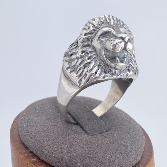 Three Dimensional Lion Head Statement Ring VTG St… - image 1
