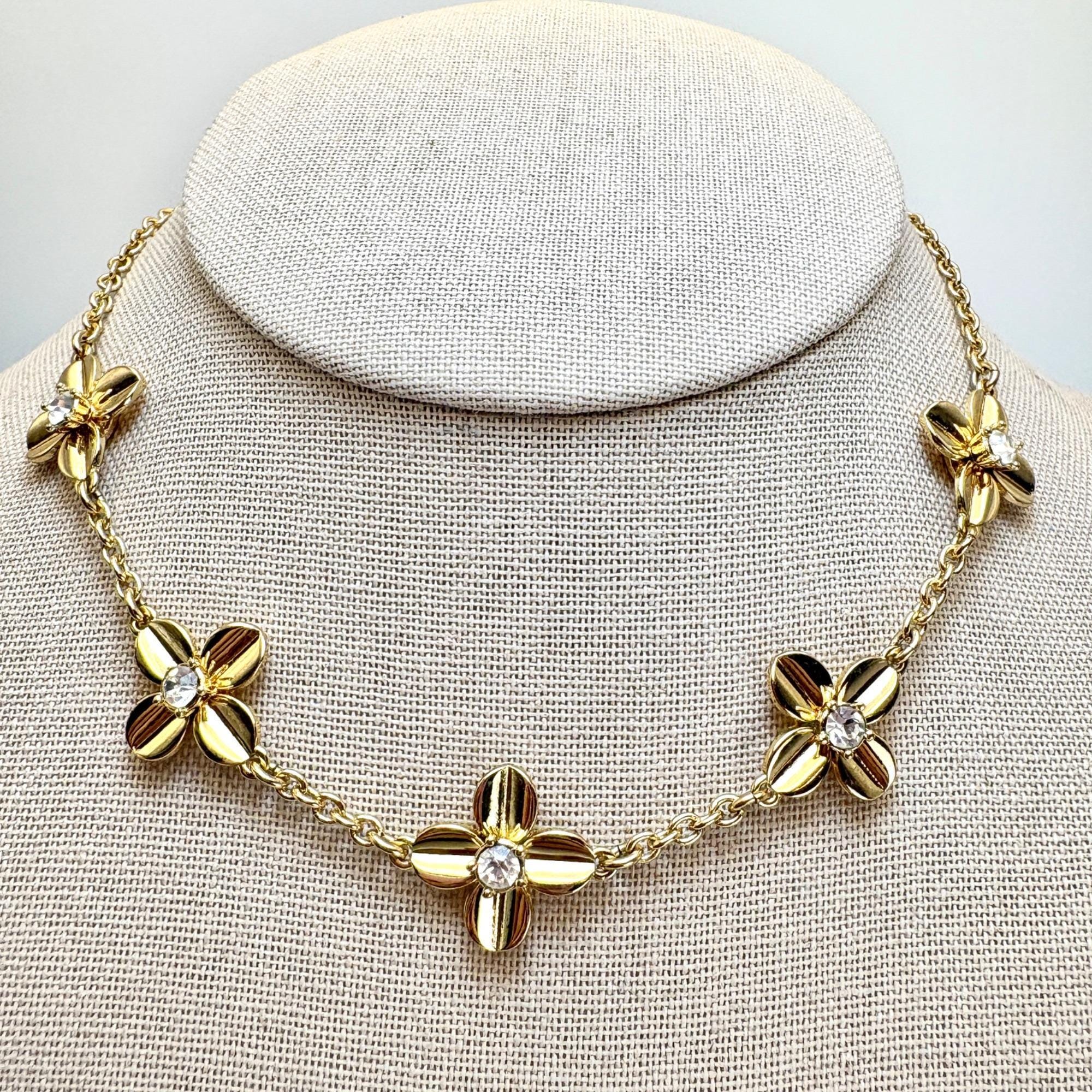 Banana Republic Crystal Fashion Necklaces & Pendants for  Banana Republic Silver Bar Necklace with Crystal Accents main image 1
