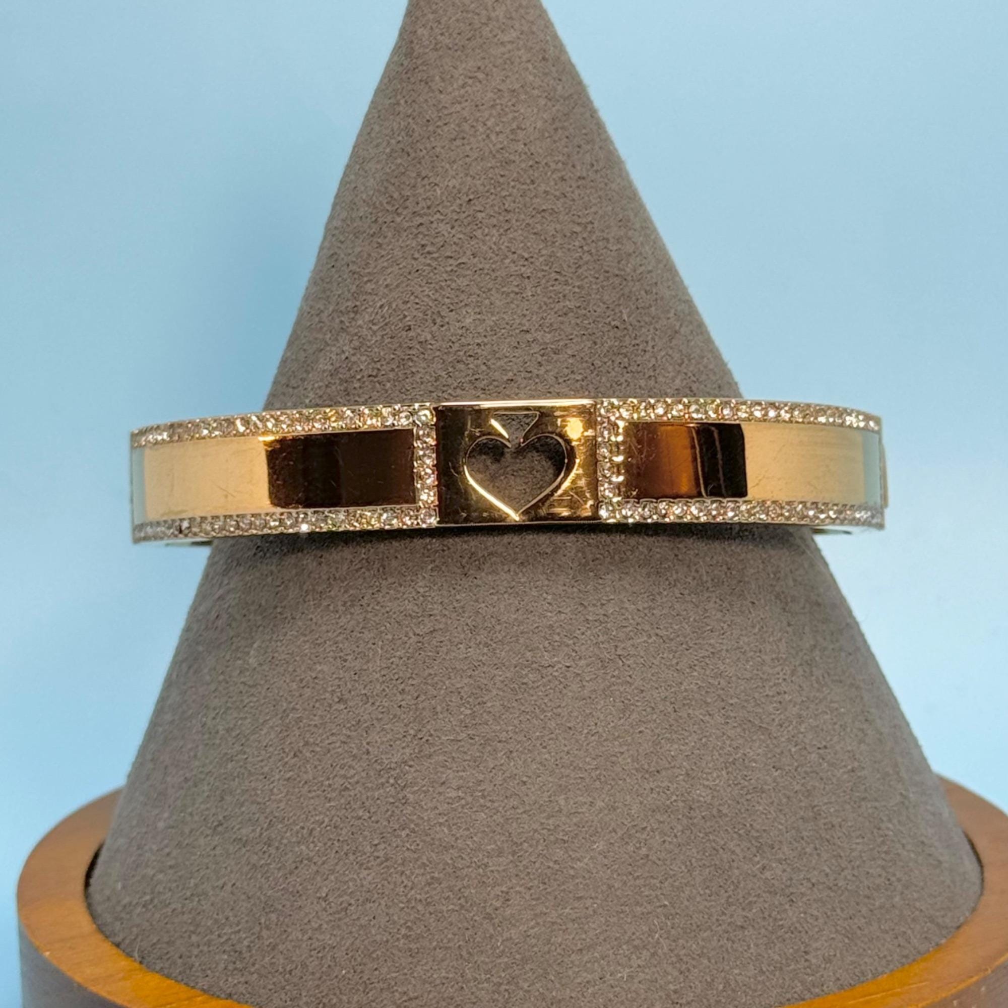 ☆kate spade☆ HOLE PUNCH SPADE BANGLE 大人かわいい バングル Kate Spade Hole Punch Spade Hinged Bangle Bracelet Black