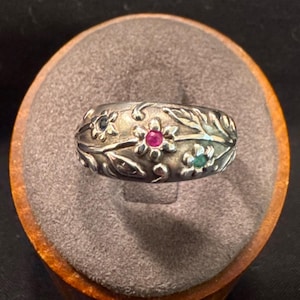 VTG Sterling Silver 925 Ruby Sapphire Emerald Flower Dome Band Ring Sz 6