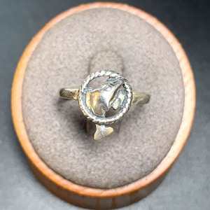VTG Solid Sterling Silver 925 Fine Dolphin Band 1.75mm Width Ring Size 8.5