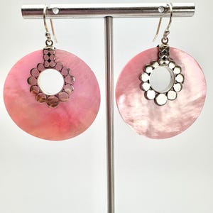 VTG Sterling Silver 925 Pink Shell Circle Dangle Earrings Size 2" Length