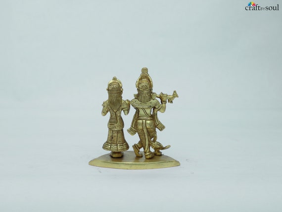 ラダ クリシュナ像。6 インチの小さな手作り真鍮製ラダ クリシュナ像