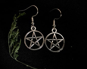 Small Silver Pentacle Earrings ~ Wicca Charm Earrings ~ Pagan Earrings ~ Witch Jewelry ~ Pentagram Earrings ~ Celtic Earrings ~ Gothic ~