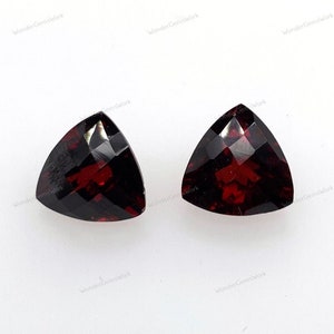 Natural Hyderabadi Garnet 6mm-15mm Trillion Rose Cut Free Delivery Loose Gemstone 6x6mm, 7x7mm, 8x8mm, 9x9mm, 10x10mm, 11x11mm, 15x15mm.