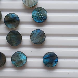 Natural Labradorite Blue Fire Round Coins/Discs Calibrated 5MM To 20MM Loose Cabochons Gemstone 5,6,7,8,9,10,11,12,13,14,15,16,17,18,19,20M