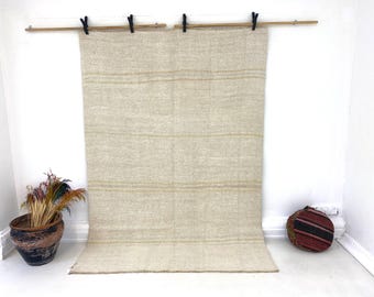 Vintage Hemp Kilim Rug: Handwoven Turkish Decor (5'2x7'5 ft)