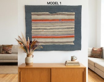 Vintage Handwoven Wall Hanging Rug: Wall Tapestry