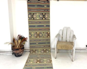 Vintage kelimlopertapijt: handgemaakt Turks wollen gangkleed (2'5 x 9'5 ft)