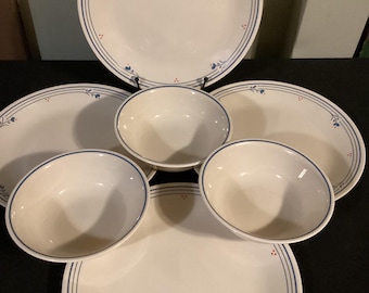 Corelle Country Violets Dinnerware 7 Pieces