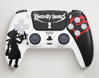 Controller met aangepast Keyblade Master-thema voor PS5