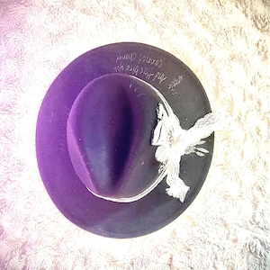 Branded Cowboy Hat | Branded Wide Brim Hat | Burned Wide Brim Hat | Hand Burned Hat | Western Burned Designs | Hand Designed Hats | Freebird