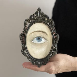 Original Lover&#39;s Eye Oil Painting Oval Vintage Frame , Oil Painting Blue Eye Oval Frame, Victorian Style Frame Magical Blue Eye Oil Painting