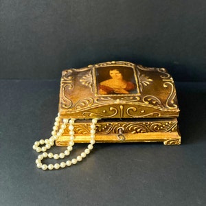 Antique Florentine Wood Box with Key, Italian Renaissance style Wood trinket box , Vintage Golden Ornate Vanity jewelry box Romantic decor