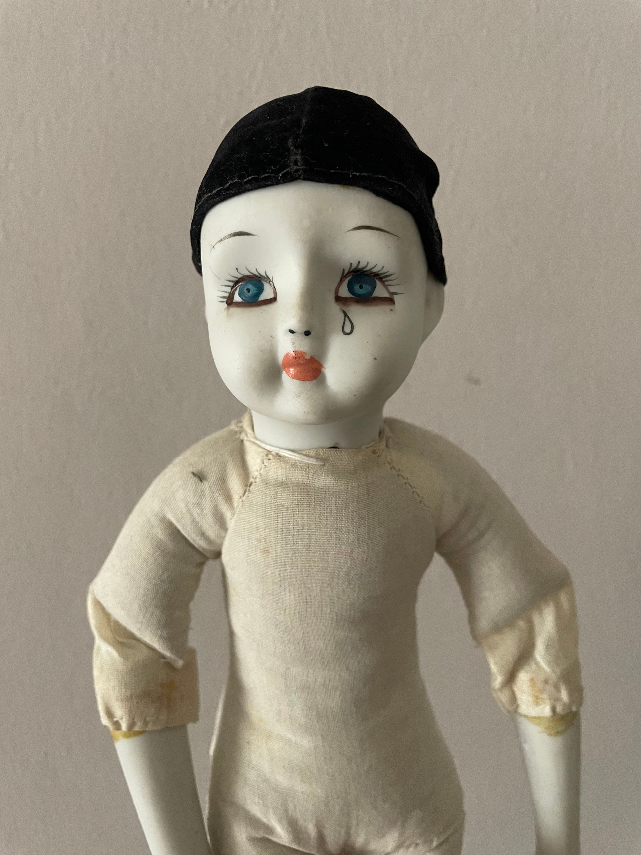 アンティークイタリア製ピエロ人形：大きな磁器製ピエロ人形、15.25