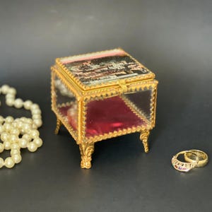 Antike Französisch Hochzeit Ring Glas Schmuckschatulle Seide Futter, Ormolu und abgeschrägte Kristallglas Schmuckschatulle, Heiratsantrag Ring Box