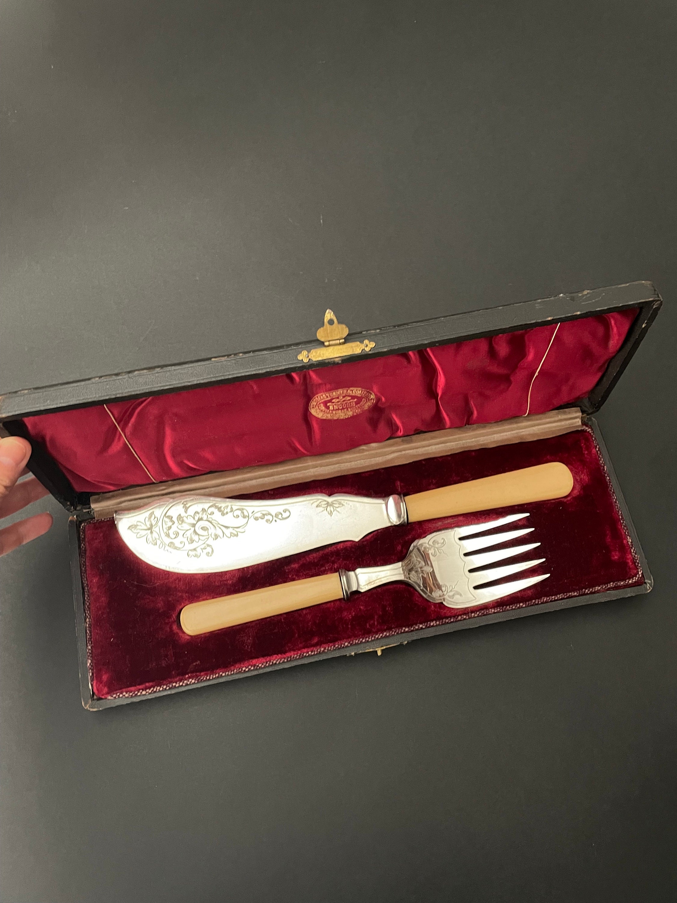 Antique Victorian Silver Plated Fish Serving Set - Thomas Turner