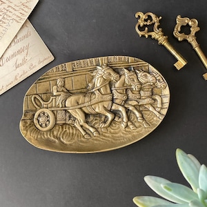 Posacenere vintage in bronzo italiano con cavalli: portamonete in stile romano