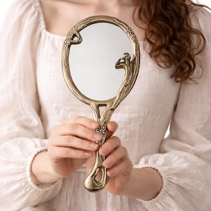 Art Nouveau Mirror Lady - Etsy display picture 3