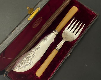 Antique Victorian Silver Plated Fish Serving Set - Thomas Turner