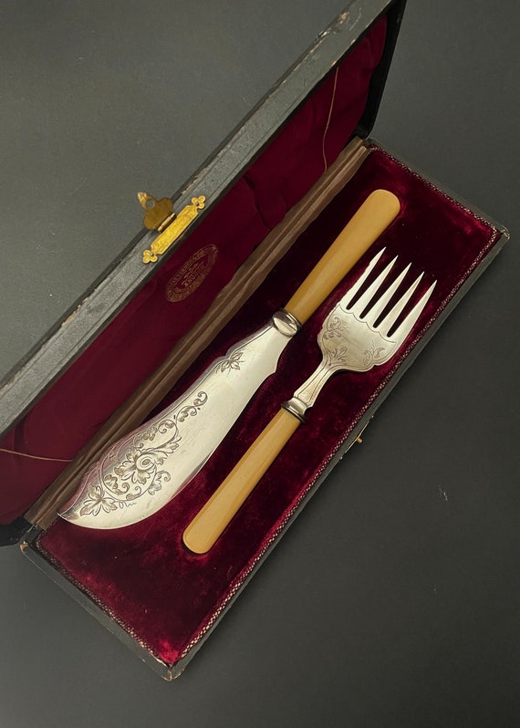英國アンティークVictorian カトラリーSilver Plate Antique Victorian Silver Plated Fish Serving Set - Thomas Turner