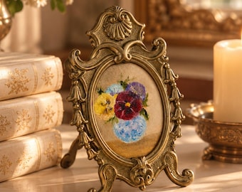 Vintage Small Brass Oval Picture Frame , Victorian Style Ornate Tabletop Frame , Decorative Rococo style Portrait Frame