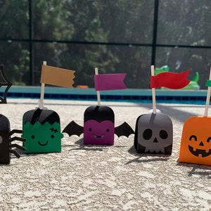 cake pop wrappers, Halloween lollipop holder, candy holder, Halloween candy holder, sucker holder, cake pop wrappers party favor, bday party