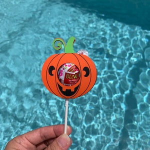 Lollipop holder, Halloween lollipop holder, candy holder, Halloween candy holder, sucker holder, pumpkin party favor, birthday party,