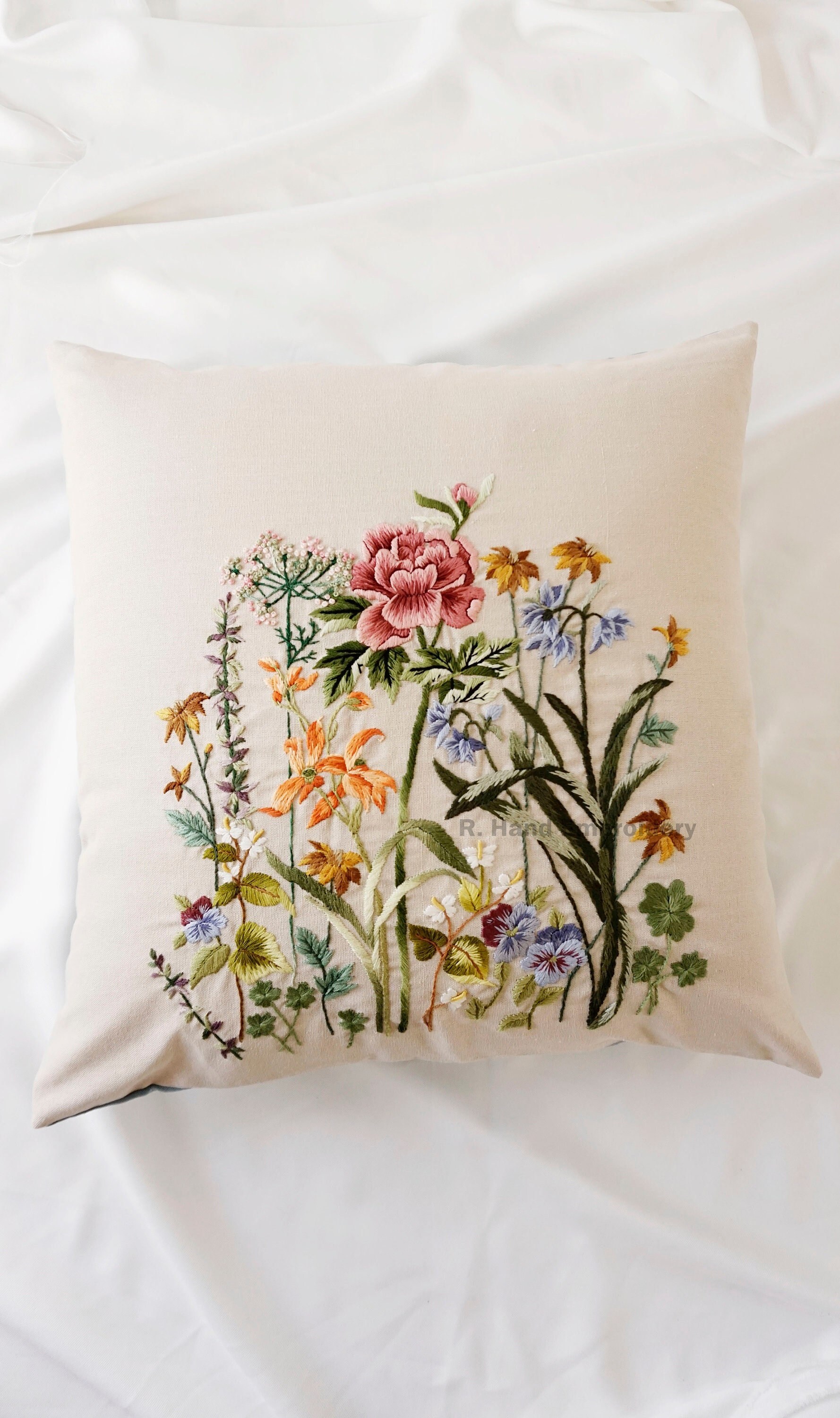 Niamh Embroidered Cushion Cover